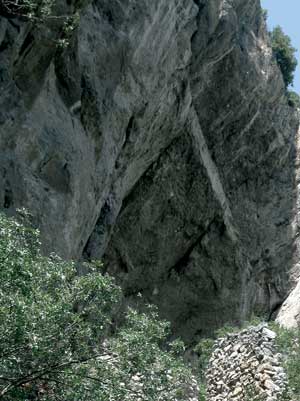The entrance of the cave where Magdalena was killed
